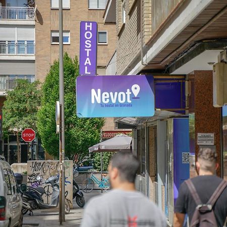 Hostal Nevot Granada Exterior photo
