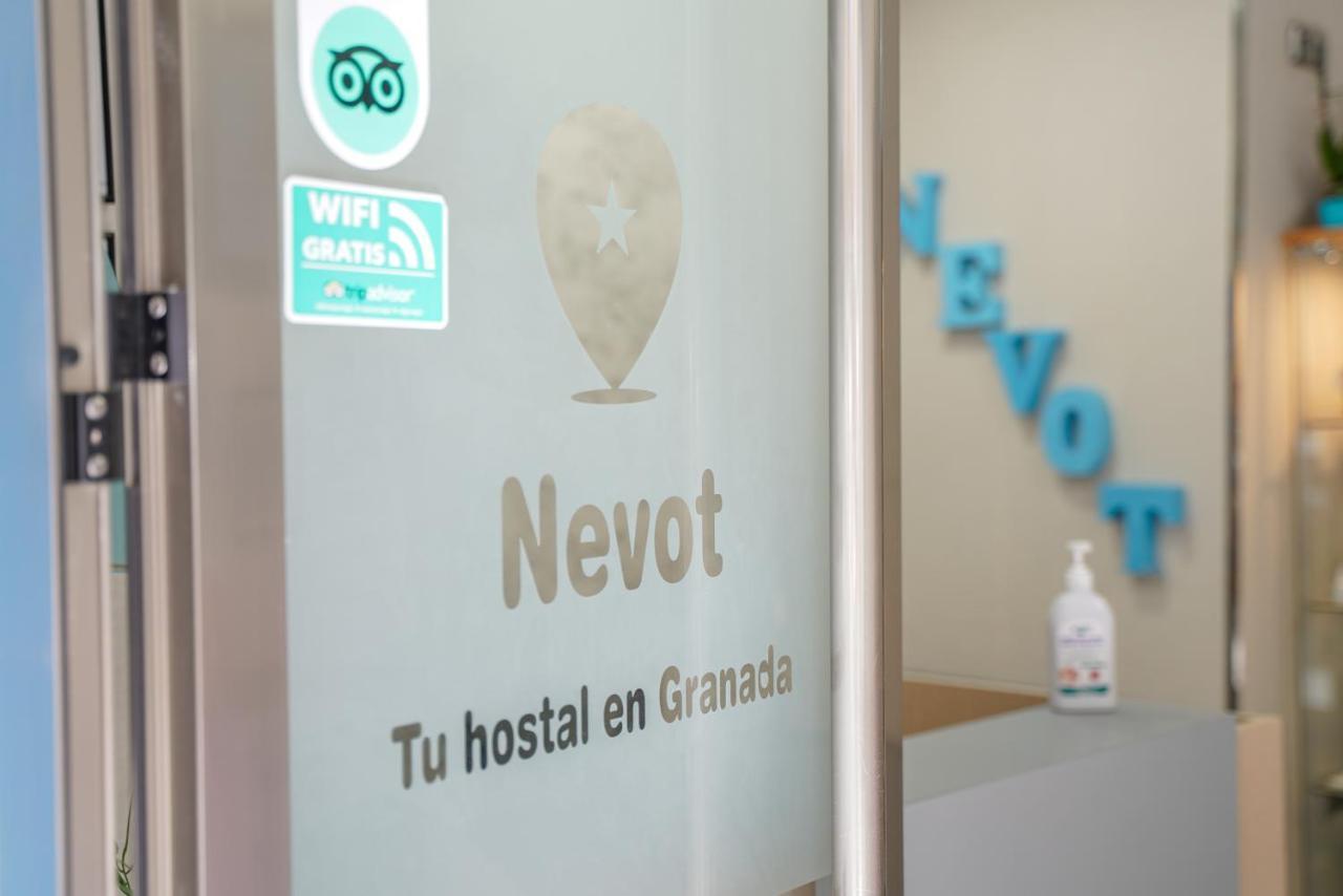 Hostal Nevot Granada Exterior photo