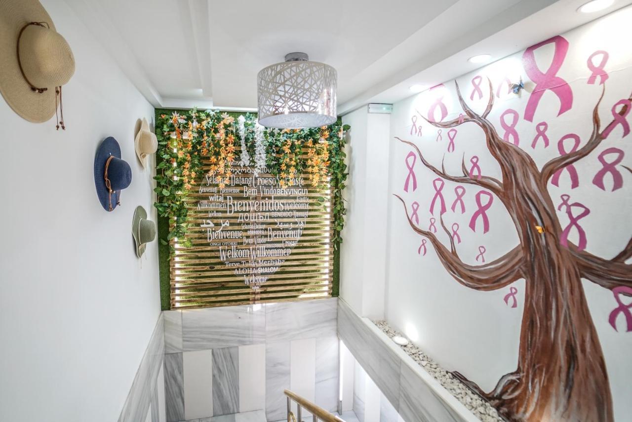 Hostal Nevot Granada Exterior photo