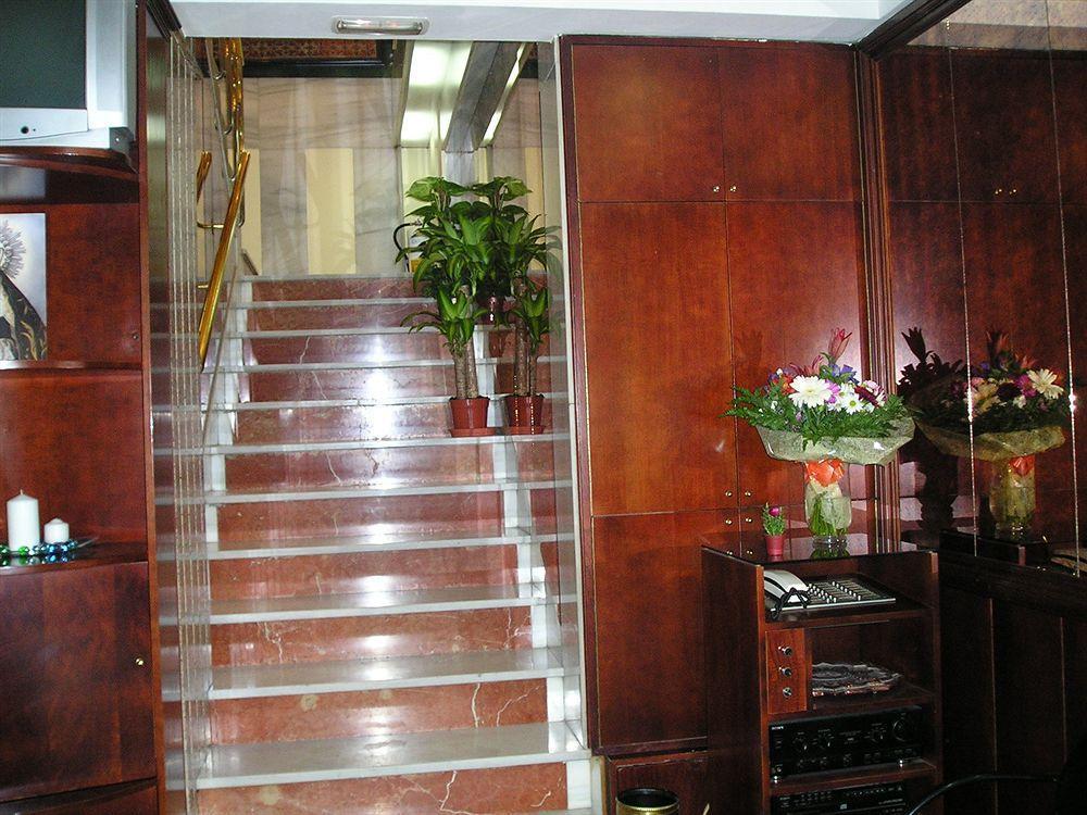 Hostal Nevot Granada Exterior photo